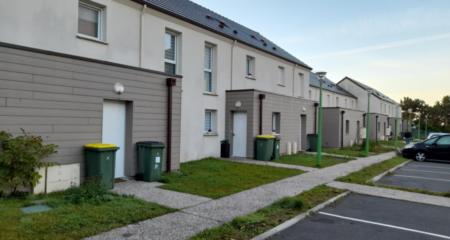 BOVES RUE DES PLATANES