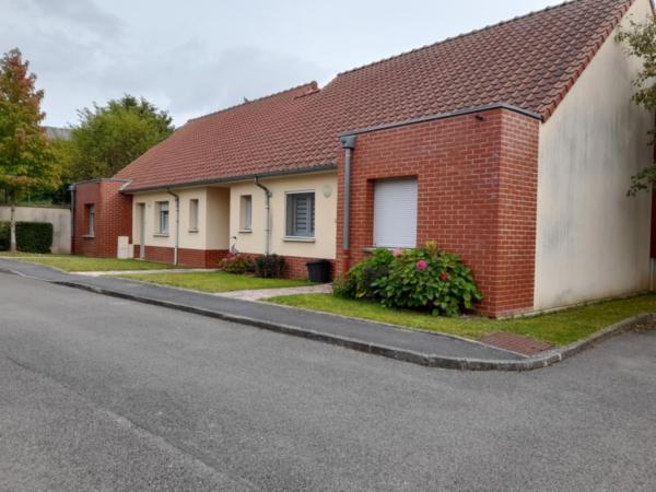 MOREUIL RUE VEUVE THIBEAUVILLE