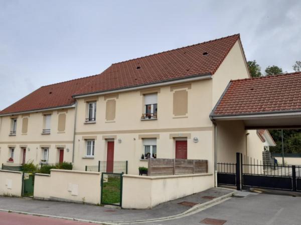 VERS SUR SELLE RUE DE CONTY