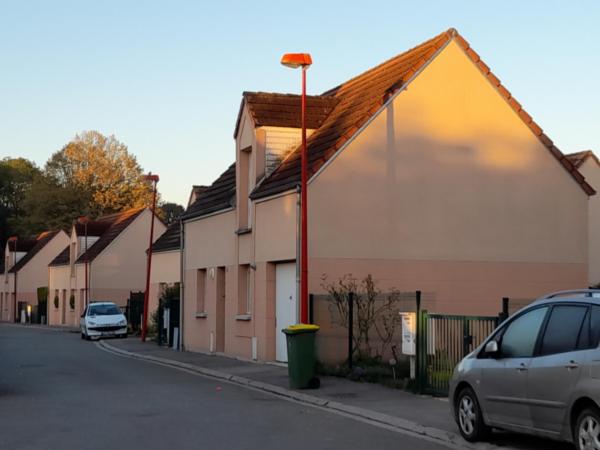 LONGUEAU ALLEE TILLEULS/ACACIAS/AUBEPINE