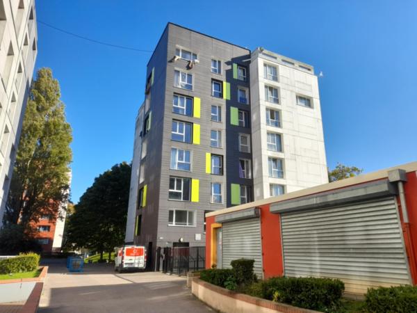 AMIENS ALLEE EUGEUNE VARLIN BAT AK