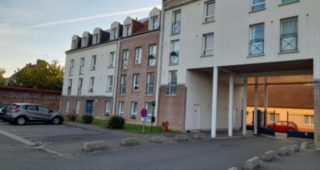 LONGUEAU RUE CHEVALIER DE LA BARRE