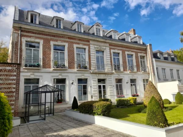 RUE DE L' AMIRAL COURBET