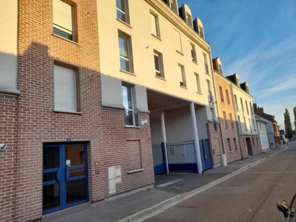 LONGUEAU RUE CHEVALIER DE LA BARRE
