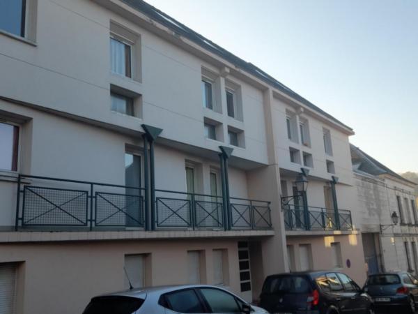 POIX RESIDENCE F BEAUMONT
